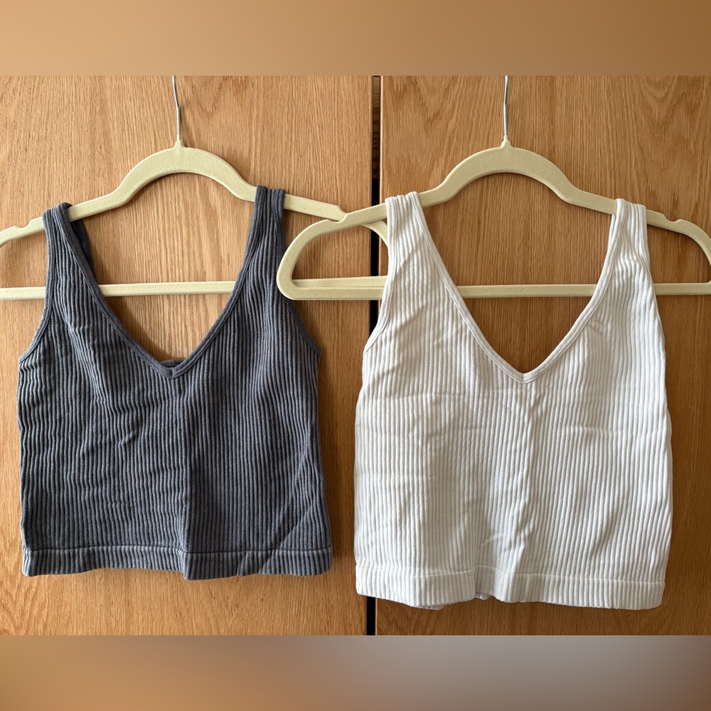 Cropped Tanks- 2 pack